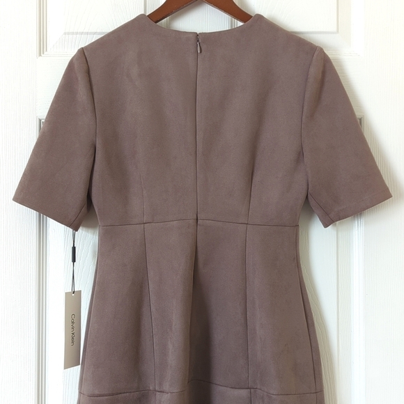 Calvin Klein Faux Suede Round Neck Short Sleeve Pleated A-Line Mini Dress Gray 6 - Picture 11 of 13